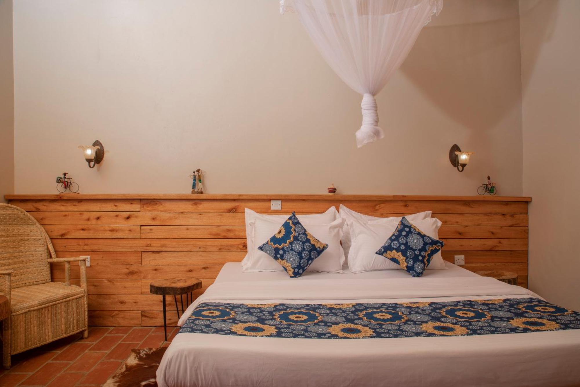 Kaswa Lodge Fort Portal Exteriör bild