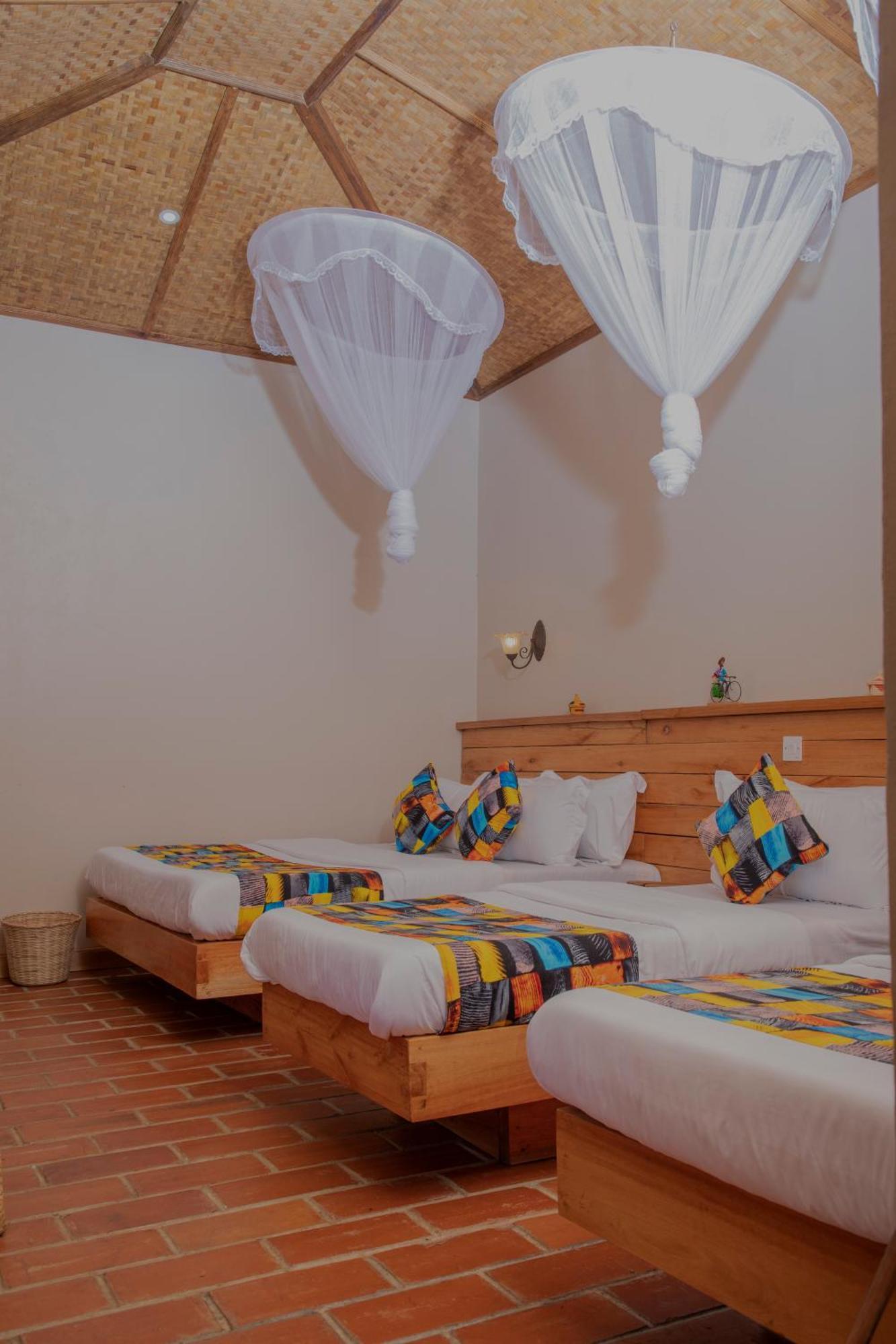 Kaswa Lodge Fort Portal Exteriör bild